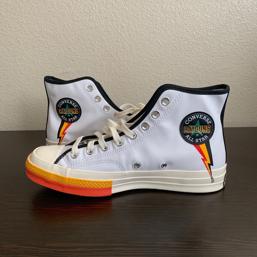 Converse ray guns white NEW!